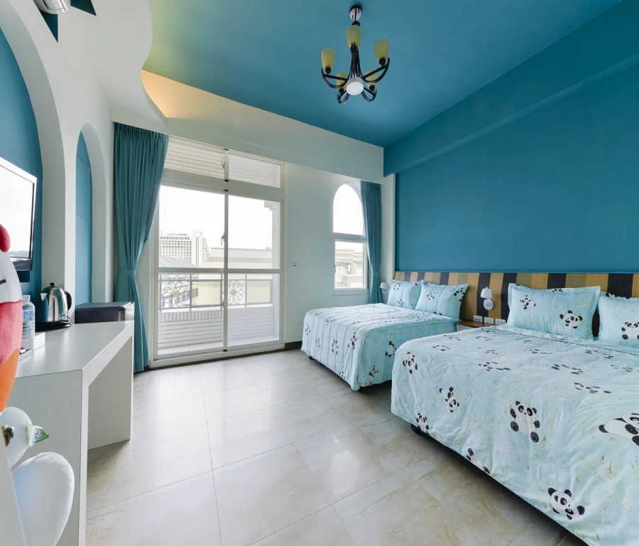 N22 Hostel