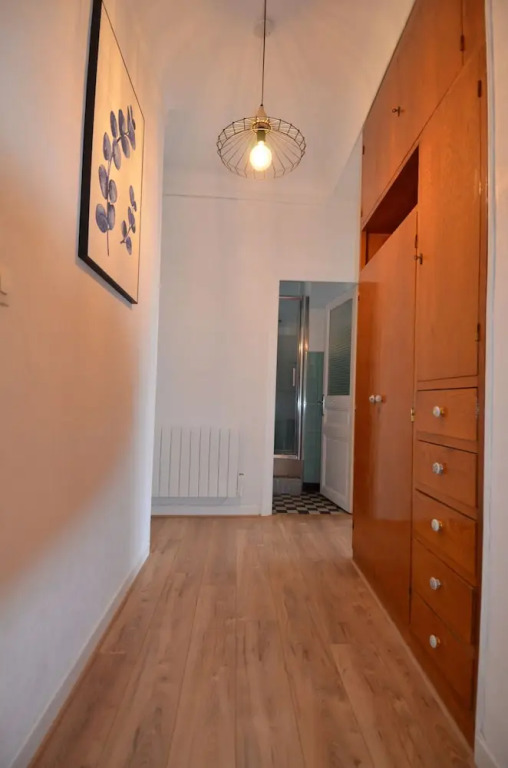Cosy apartment 4 persons near Train Station Nice Riquier