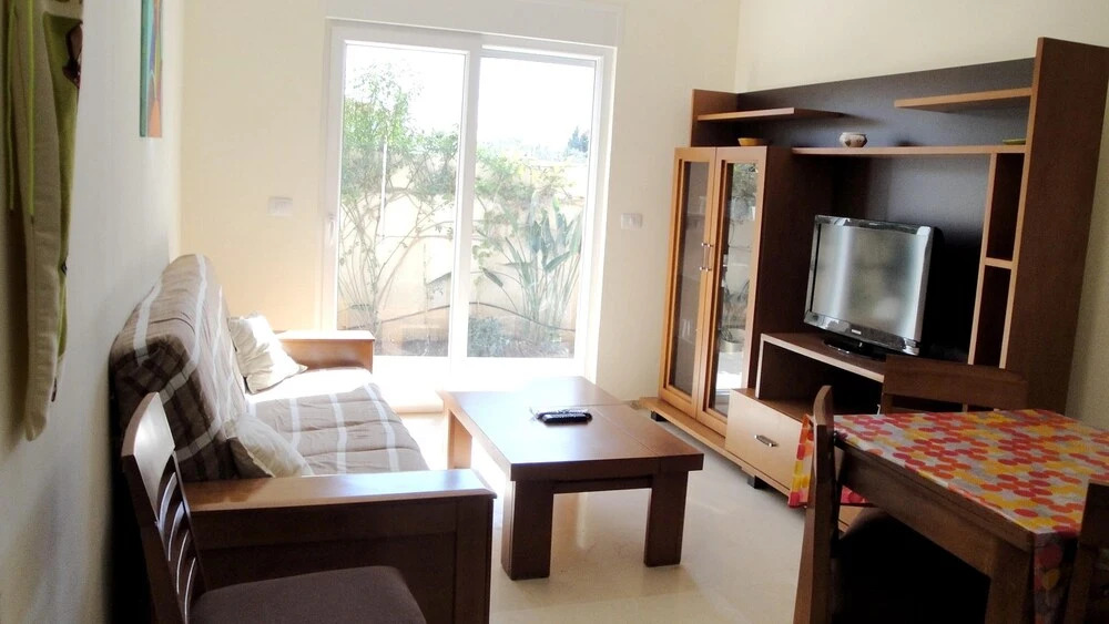 Apartment With 2 Bedrooms in Port El Kantaoui, With Pool Access, Enclo