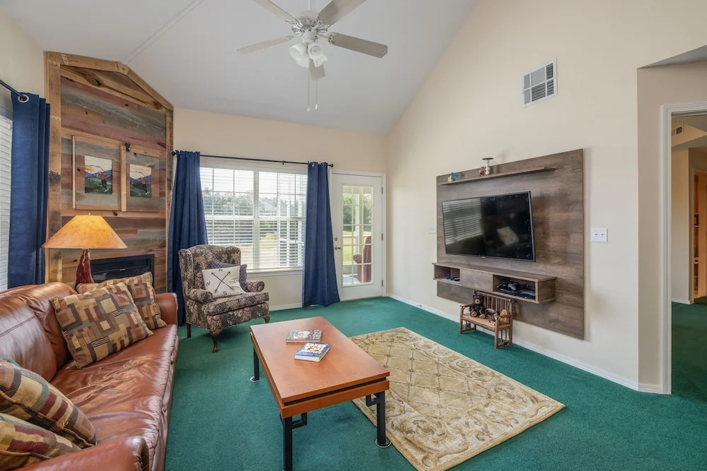 Fairways 2-5 3 Bedroom Condo