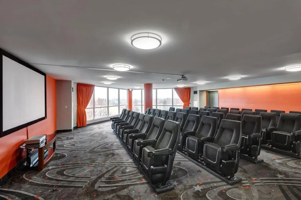 Residence & Conference Centre - Toronto
