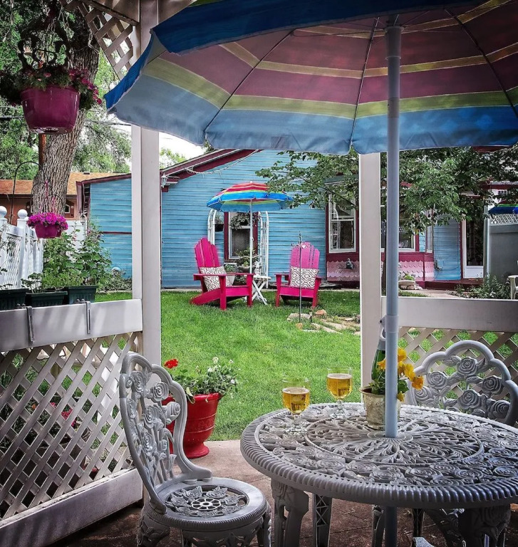 Holden House 1902 Bed & Breakfast Inn