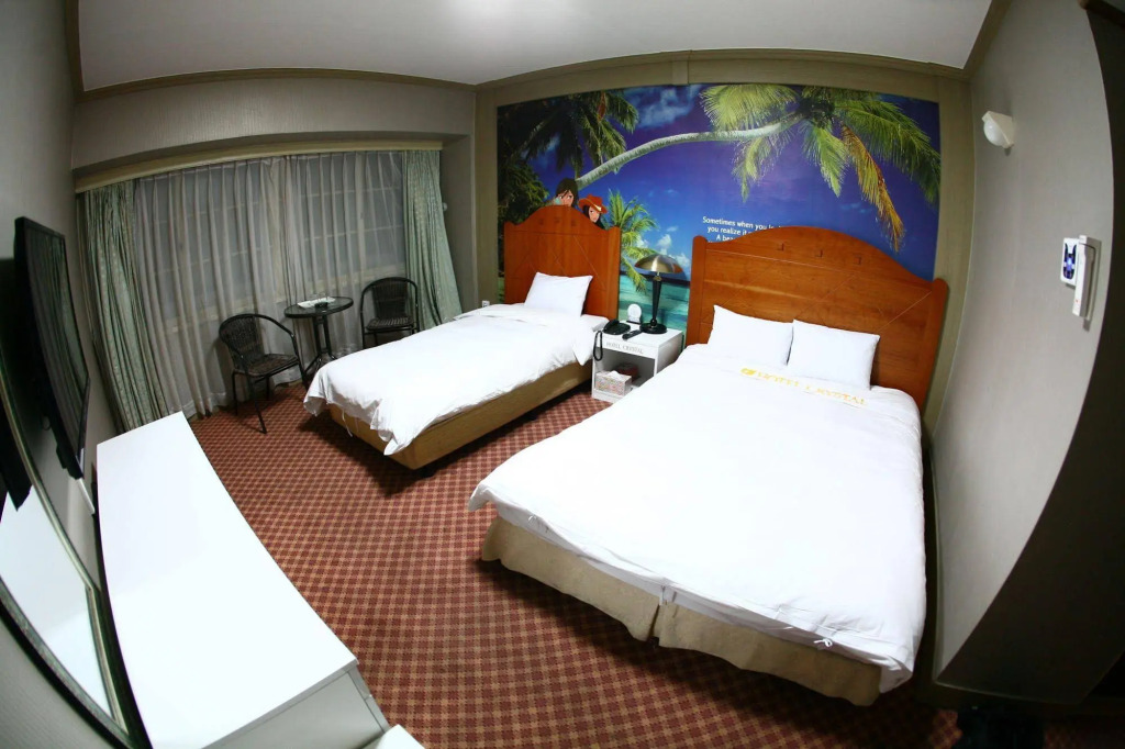 Crystal Hotel