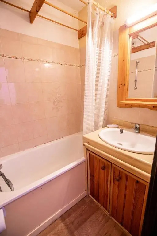 Résidence Les Portes De La Vanoise - 2 Pièces pour 4 Personnes 193202