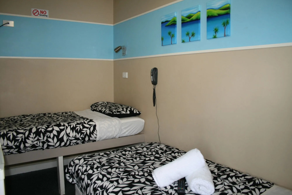 Astray Motel