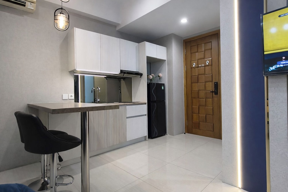 Modern Look 2Br Apartment At The Wahid Private Residence