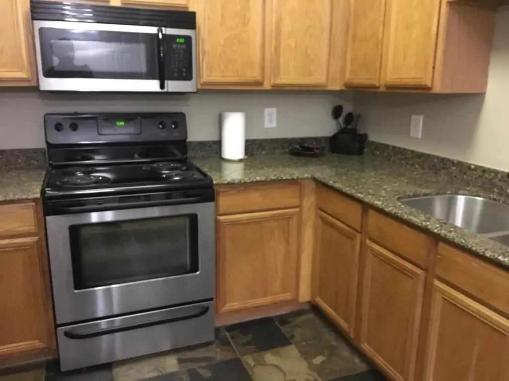 Resort Style Apt/Home in Houston Medical Centre