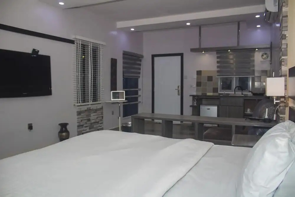 Premiership UK Suites