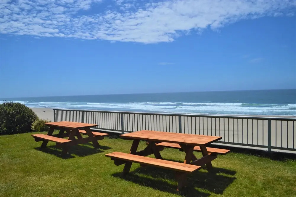 On the Beachfront Vacation Rentals
