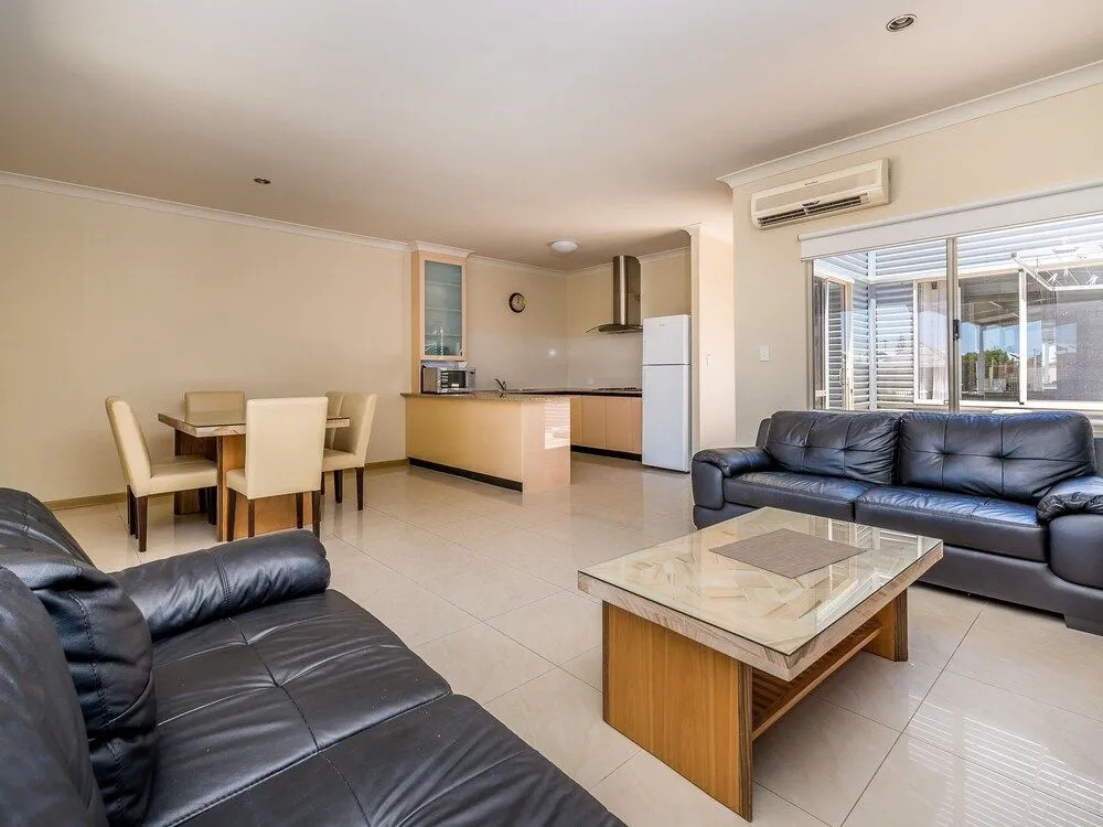 Seafront Unit 60