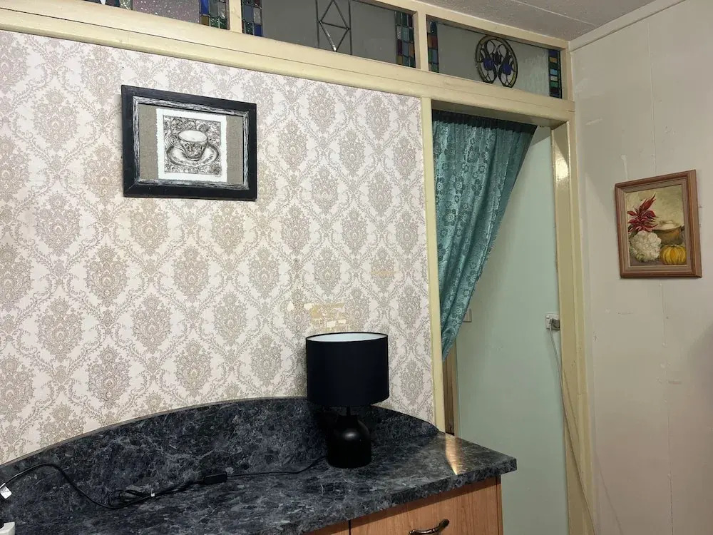 XYL guests house
