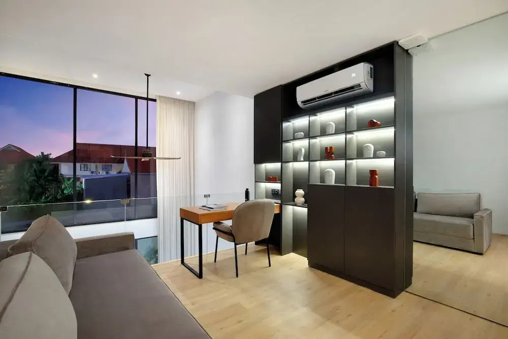 The Oasis II Townhouses by BREIG