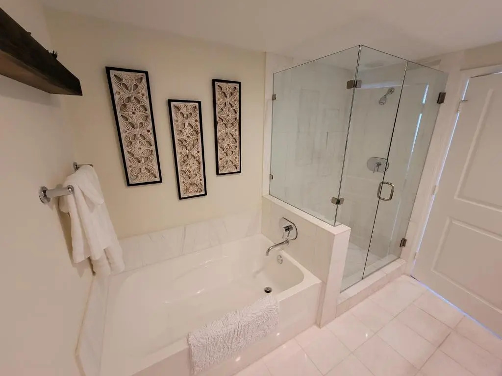 City Place, 2bd2br, Walkability 95
