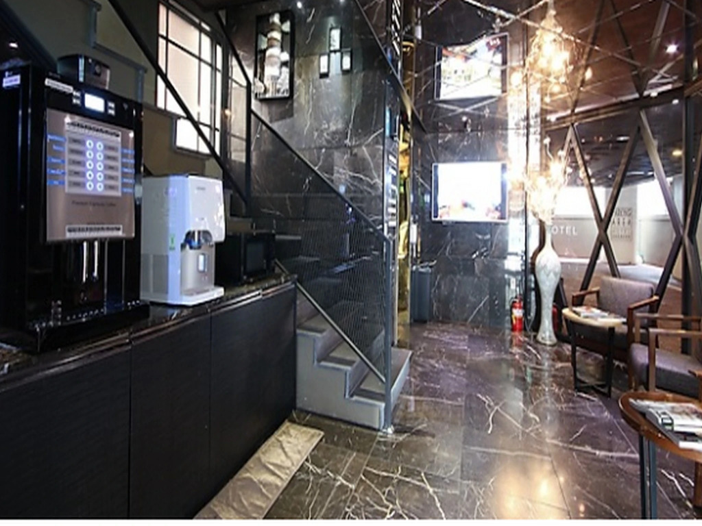 2 Heaven Hotel