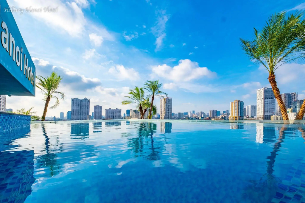 Hillary Hanoi Hotel With Outdoor Swimming Pool
