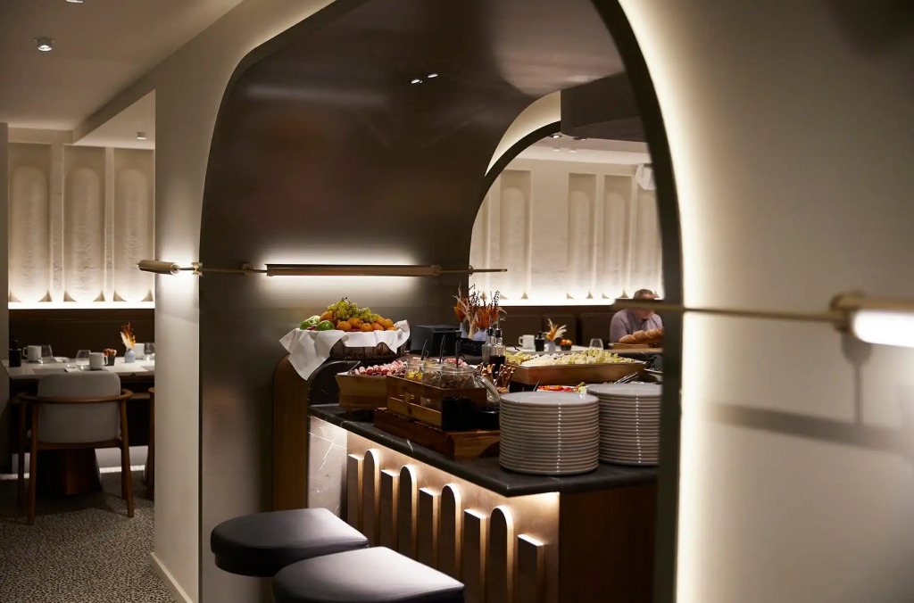 Отель Teight Hotel