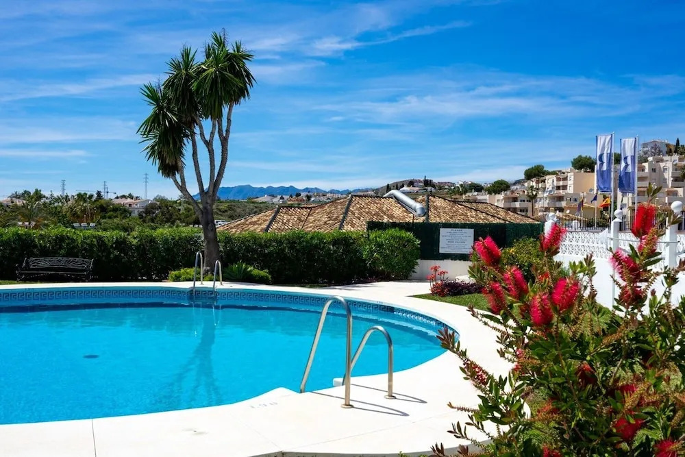 Charming Apartment Near Beach and Golf Ref 115