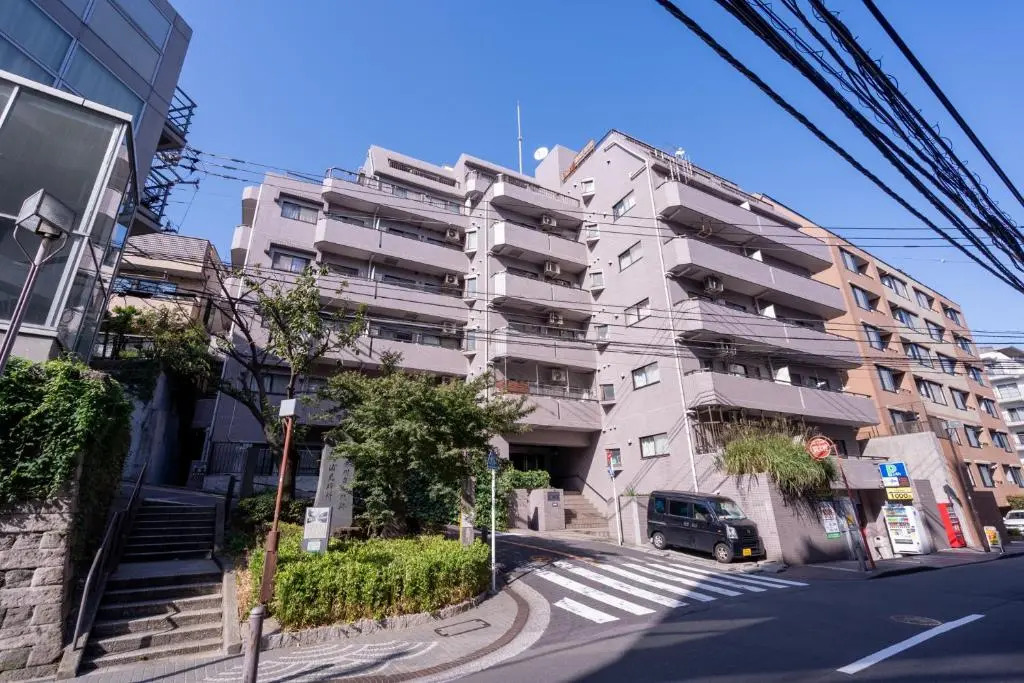 Yokohama meguri Apartment Hotel