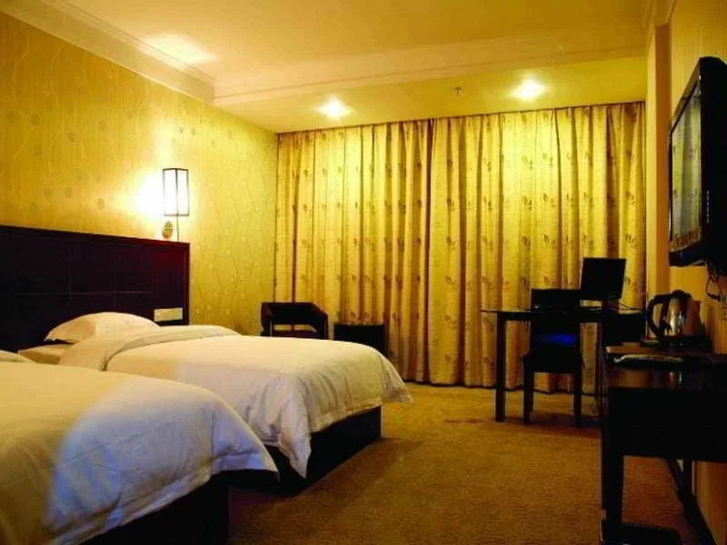 Guangzhou one plus one business hotel