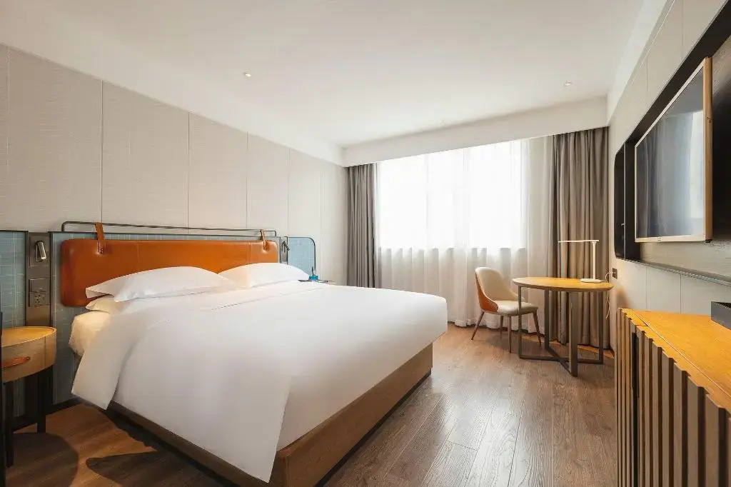 Echarm Hotel (Zhuhai Qinglü Road Riyuebei Grand Theatre)