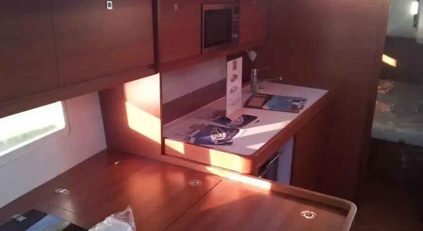 Luxury Sail Boat RC