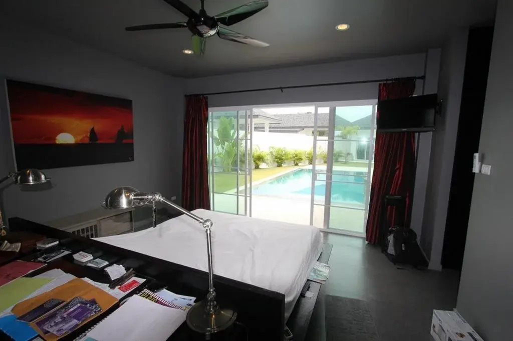 Pearl villa