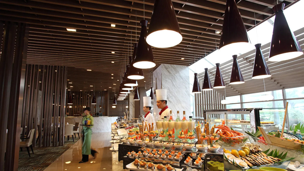 Crowne Plaza Zhongshan Wing On City by IHG