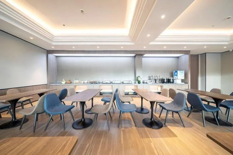 Hanting Hotel Shanghai Jiaoda Jiangchuan Road Metro Station New