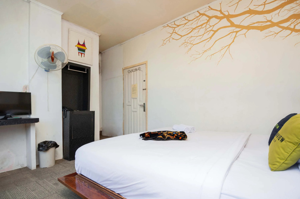 Urbanview Hotel Ananda Syariah by RedDoorz