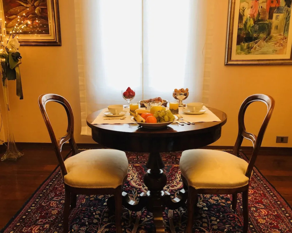 OPERA DELUXE Suites