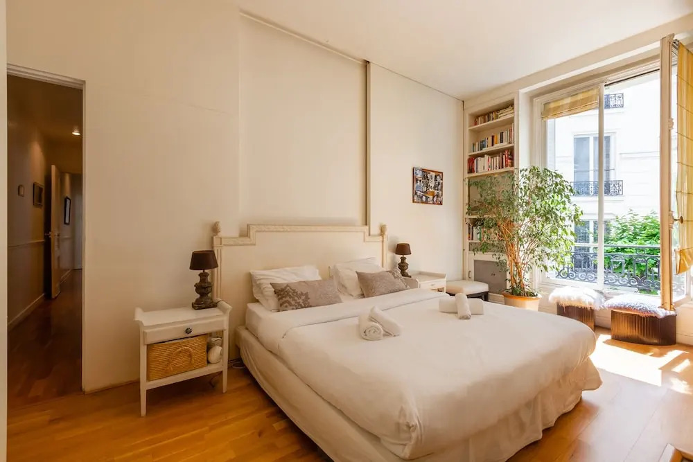 Parisian Charm by Pereire
