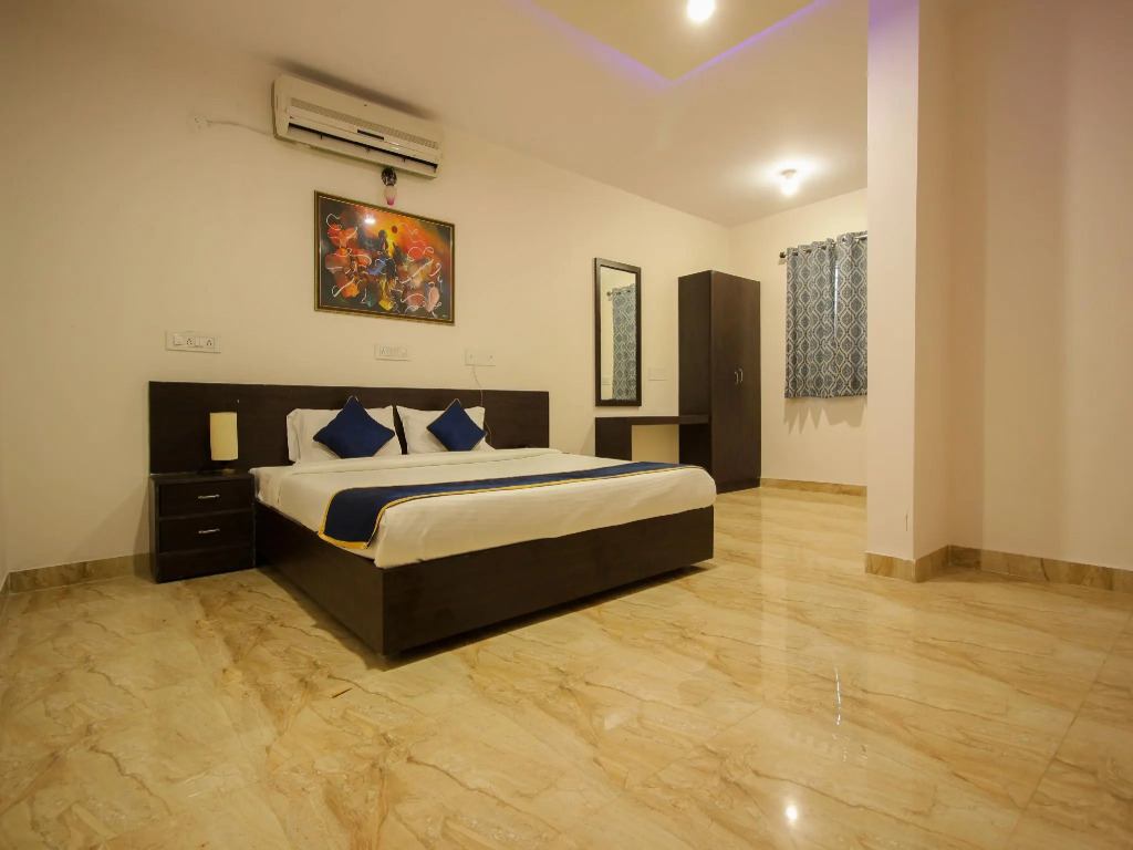 OYO 7888 Hotel Move Inn