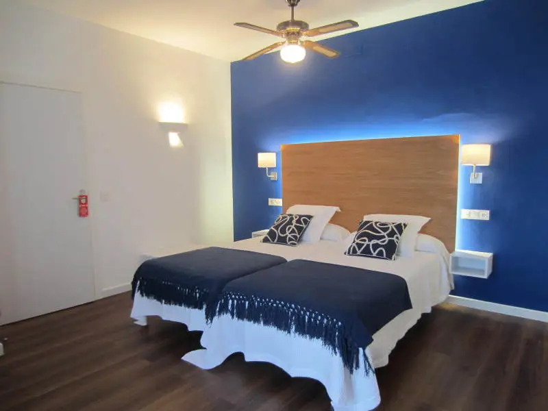 Apartamentos LLorca