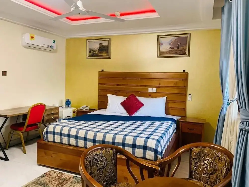 Excelsa Lodge