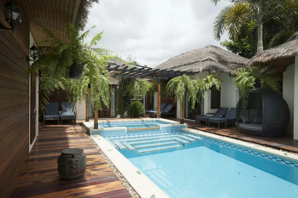 8 Villas Hua Hin