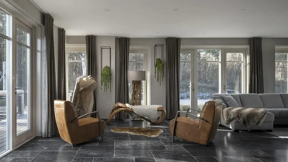 Luxurious Holiday Home with Hot Tub in Noordwijk