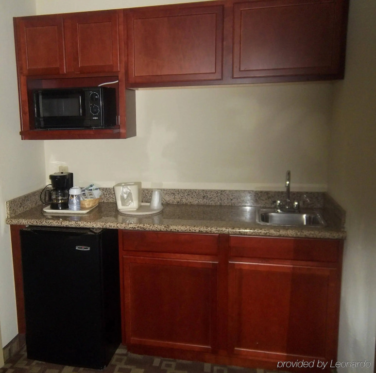 Holiday Inn Express Hotel & Suites Port St. Lucie West by IHG