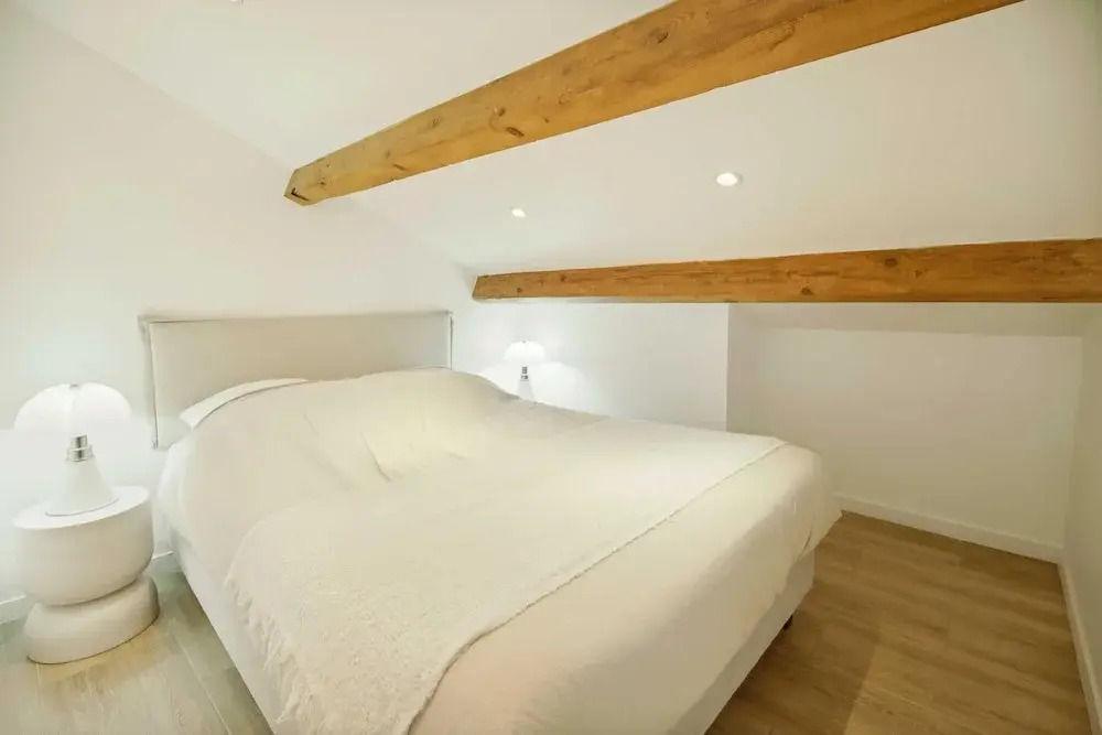 Bright Apartment - AC- 2P - Center of St Tropez