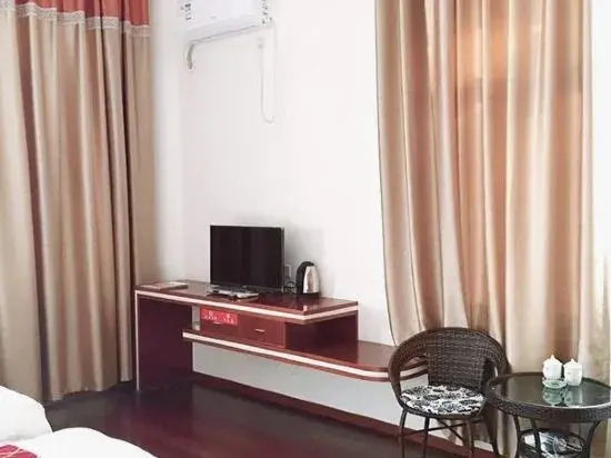 Hefeng Hotel