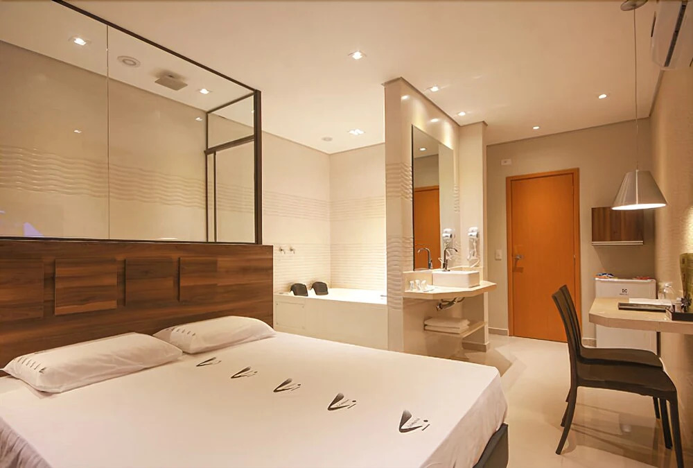 Guess Hotel & Motel