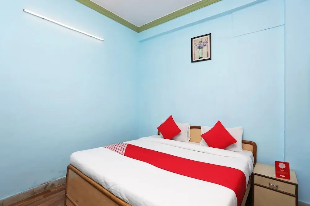 Hotel O Dolphin
