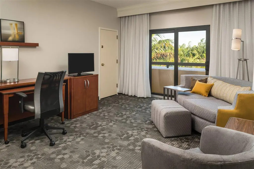 Sonesta Select Miami Lakes