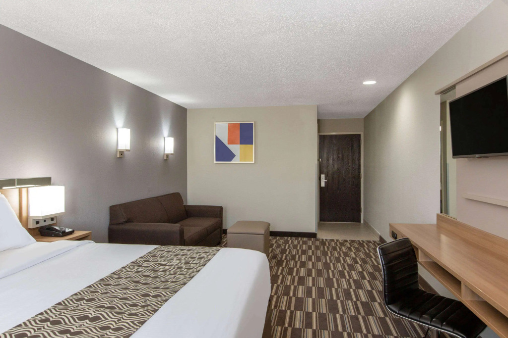 Microtel Inn & Suites by Wyndham Augusta/Riverwatch