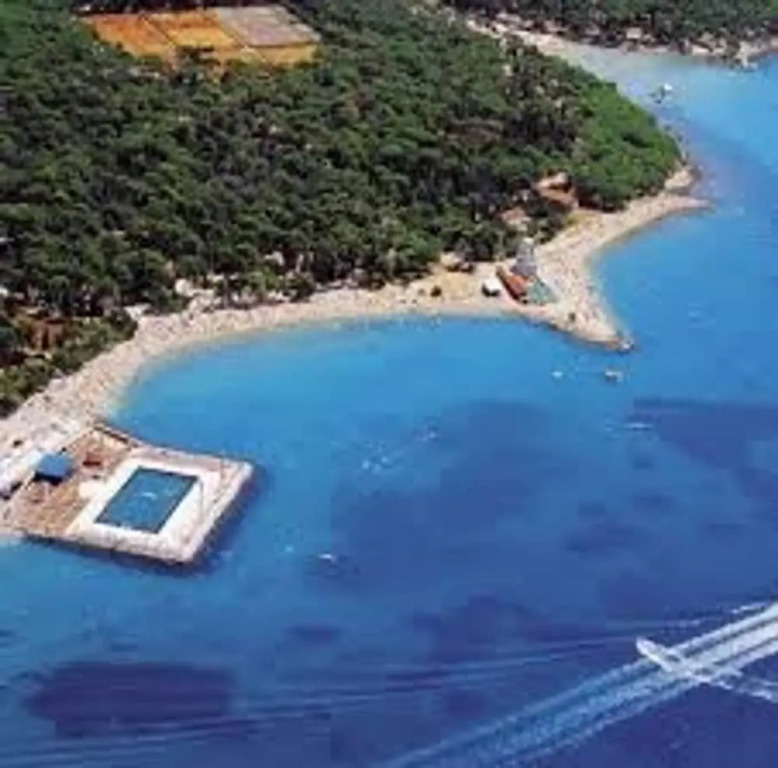 Room in Apartment - Great Location Just a Short Walk From the Beach and Downtown Biograd - 4 Guests!