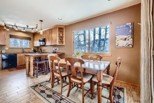 Mountainside 753 Home