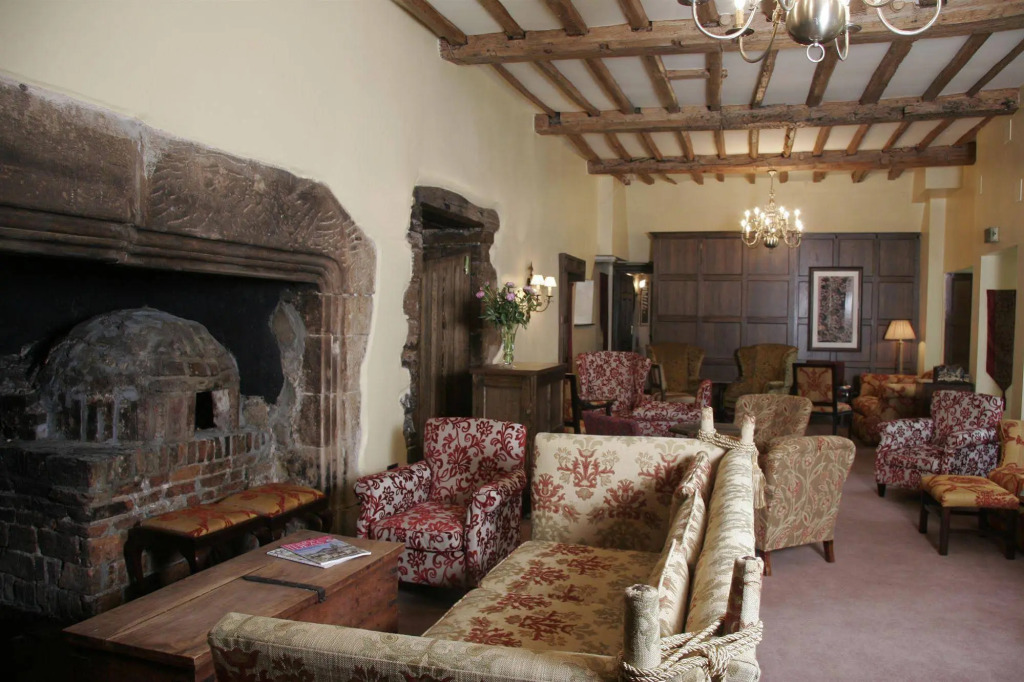 Manor House Hotel