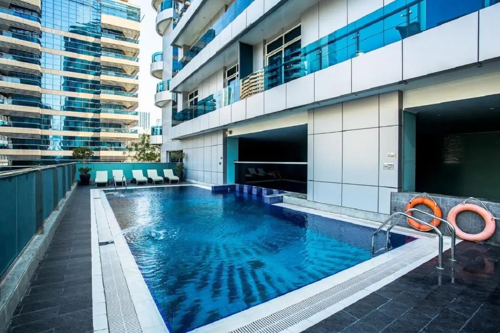 HiGuests - Spacious 1BR in Dubai Marina With Amazing Views