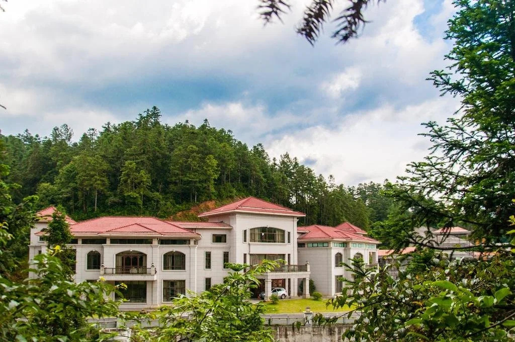 Yingshanhong Hotel