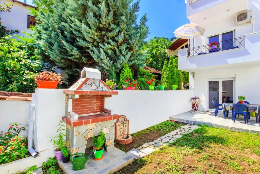 RG Studios Thassos #2