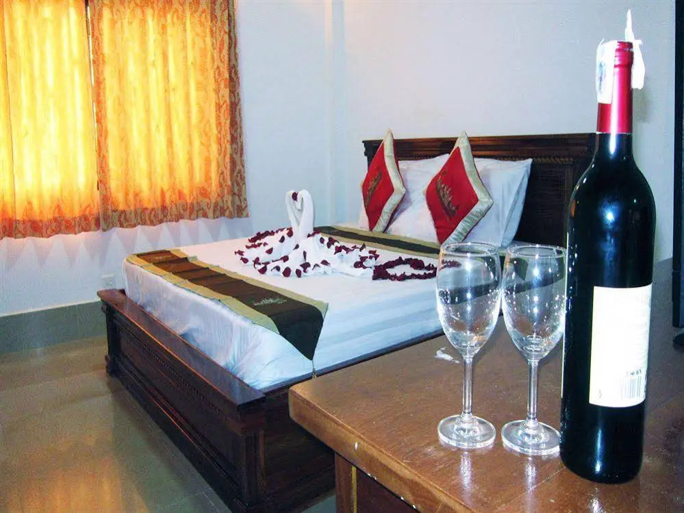 Tom & Jerry Hostel